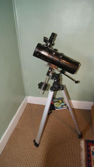 Top Floor At Cantref House Brecon Bagian luar foto